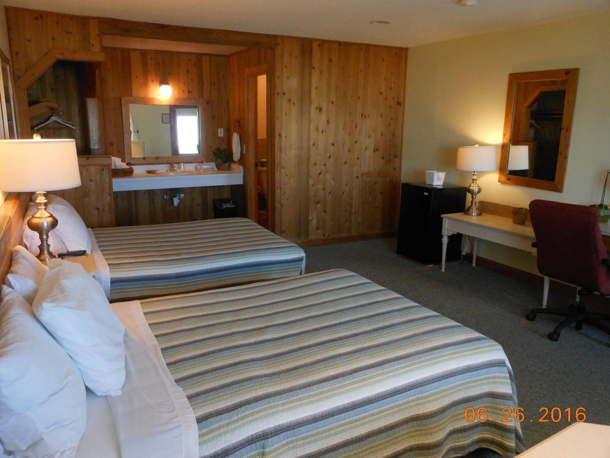 Cape Pines Motel Buxton Eksteriør bilde